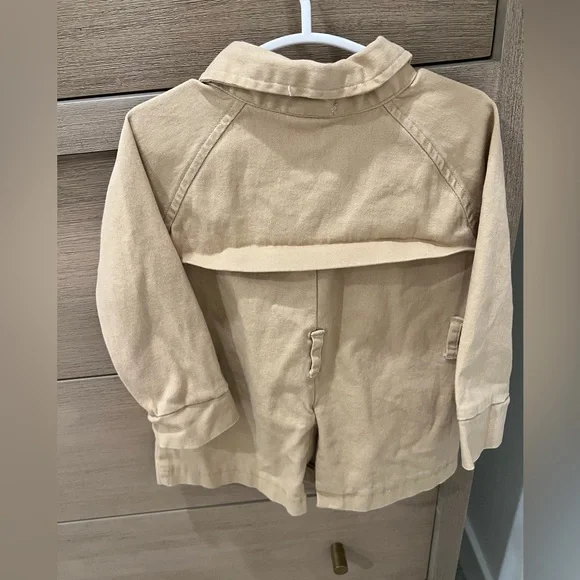 Jessica Simpson Toddler Trench coat - Picture 2 of 4